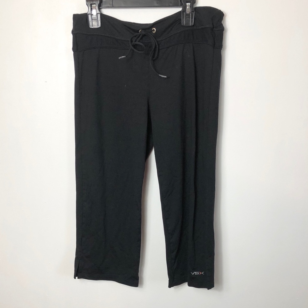 Victoria Secret Sport VSX Capri athletic leggings